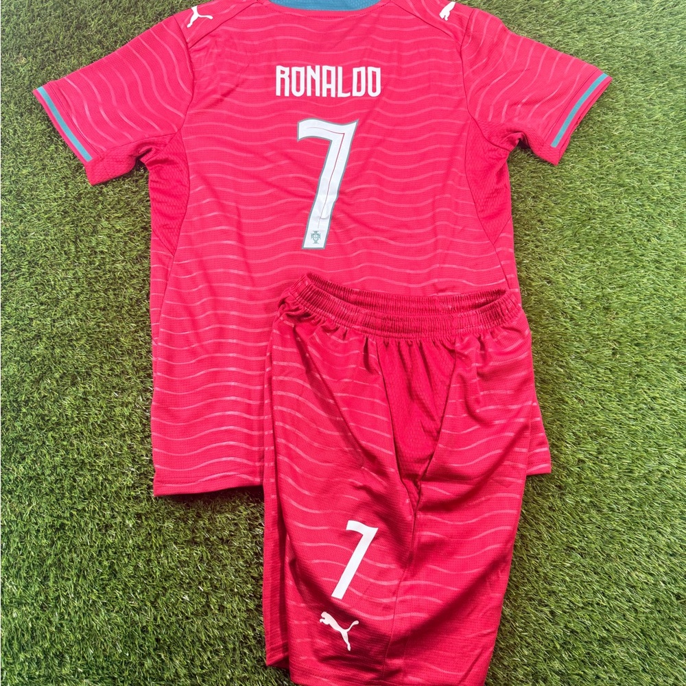 Ronaldo Portugal Kids Red Soccer Jersey Set - Picture 2 of 2